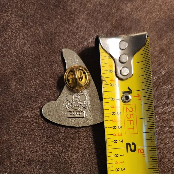Gold Wizard Hat Pin - Picture 4 of 4